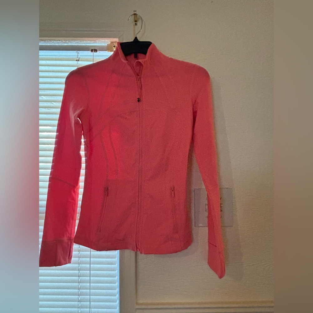 Lululemon Jacket - Picture 4 of 6